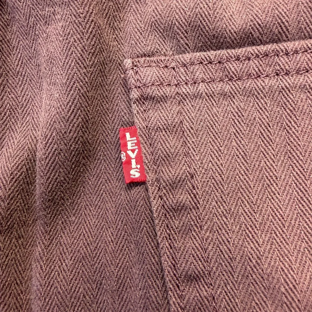 NWT Levi's Stay Loose Carpenter Pants Mens 34x30 Relaxed Burgundy Herringbone